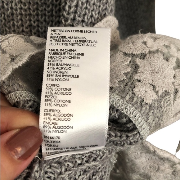 URBAN OUTFITTERS PINS & NEEDLES Sweater Women's Size Small Gray Pullover - Picture 7 of 10